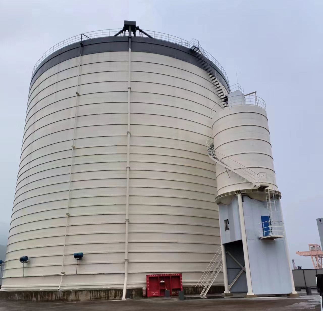 平川10万吨水泥钢板库